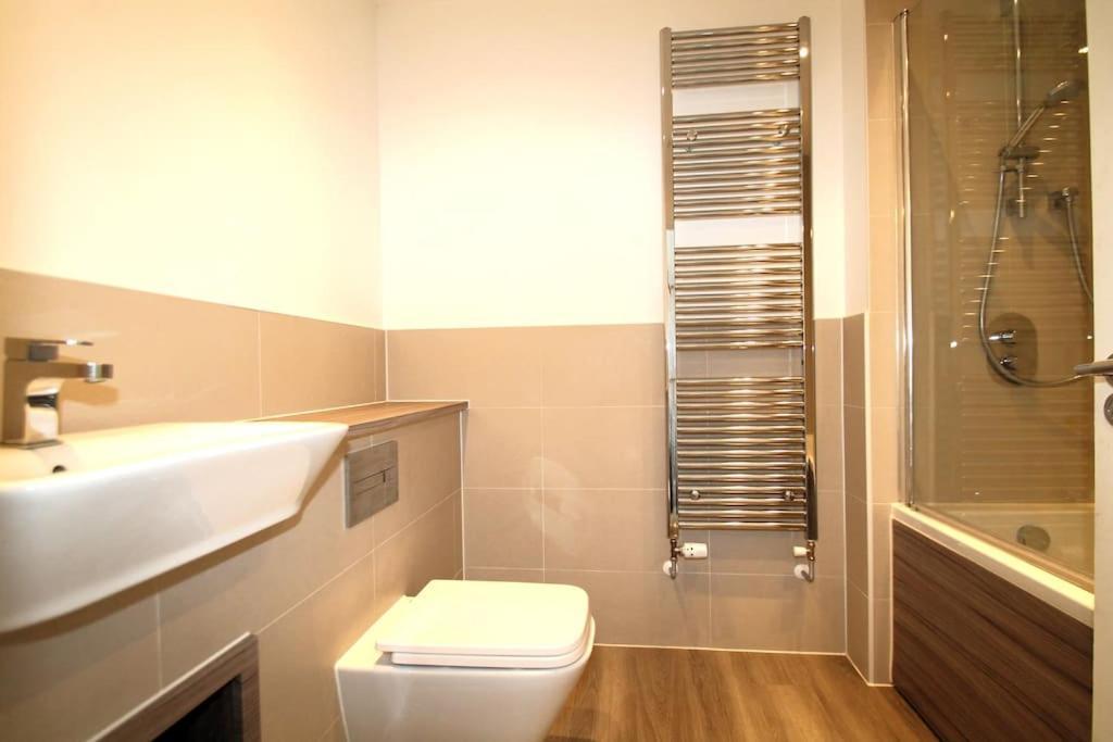 Beaulieu Park - Sleeps 10 - Chelmsford Villa Broomfield  Luaran gambar